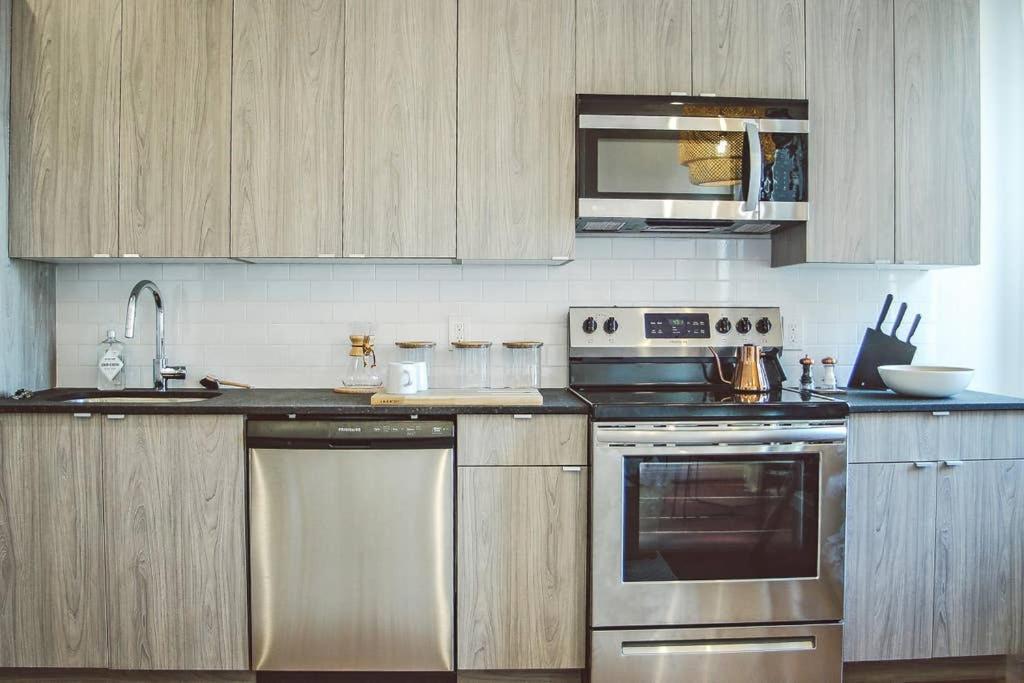 Rail Park Downtown Studio, Amazing Views, Contactless Check-In Philadelphia Exterior photo
