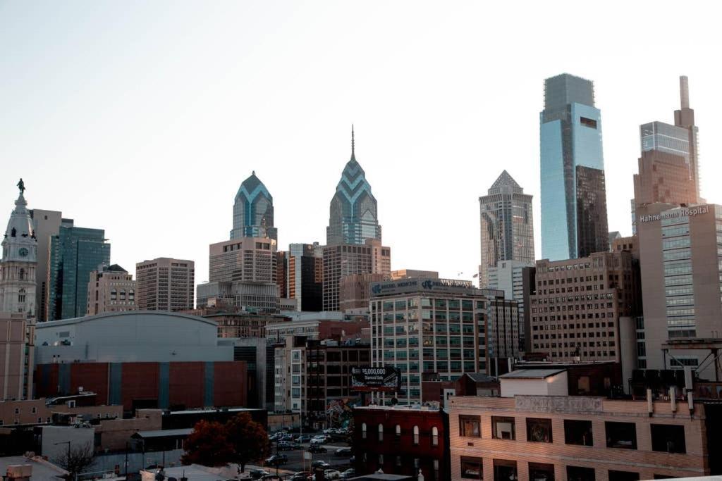 Rail Park Downtown Studio, Amazing Views, Contactless Check-In Philadelphia Exterior photo