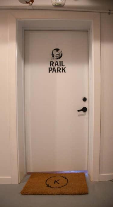 Rail Park Downtown Studio, Amazing Views, Contactless Check-In Philadelphia Exterior photo